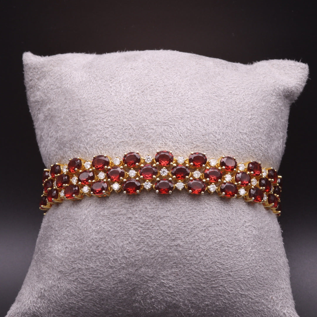 Statement Granet Bracelet
