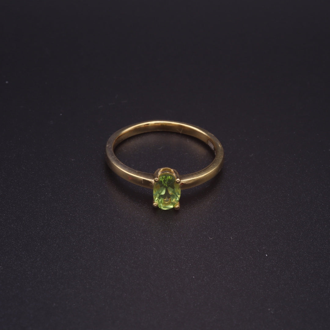 Queen Peridot Ring
